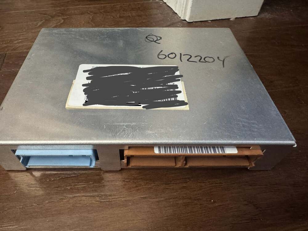 HUMMER H1 Humvee MODULE Powertrain Controller (PCM) 5746874, 6009782